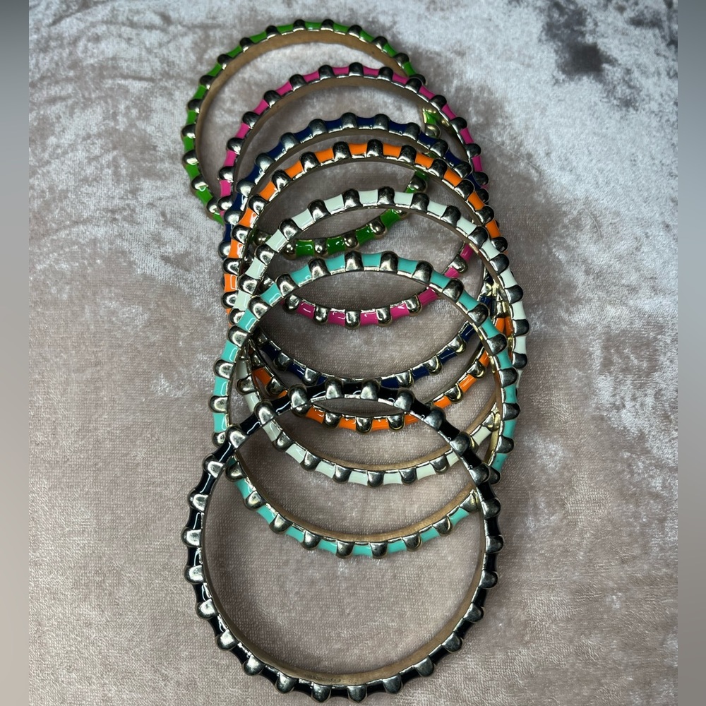 ✨SALE✨ Multi colored bangle bracelet sold as a set of 7